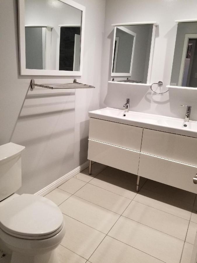 Private La Bedroom W Private Half-Bathroom - Ac - Wifi - Private Fridge -Smart Tv Los Angeles Eksteriør billede