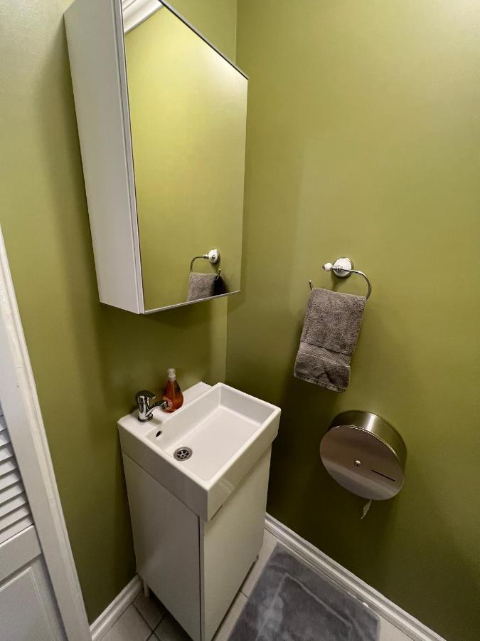 Private La Bedroom W Private Half-Bathroom - Ac - Wifi - Private Fridge -Smart Tv Los Angeles Eksteriør billede