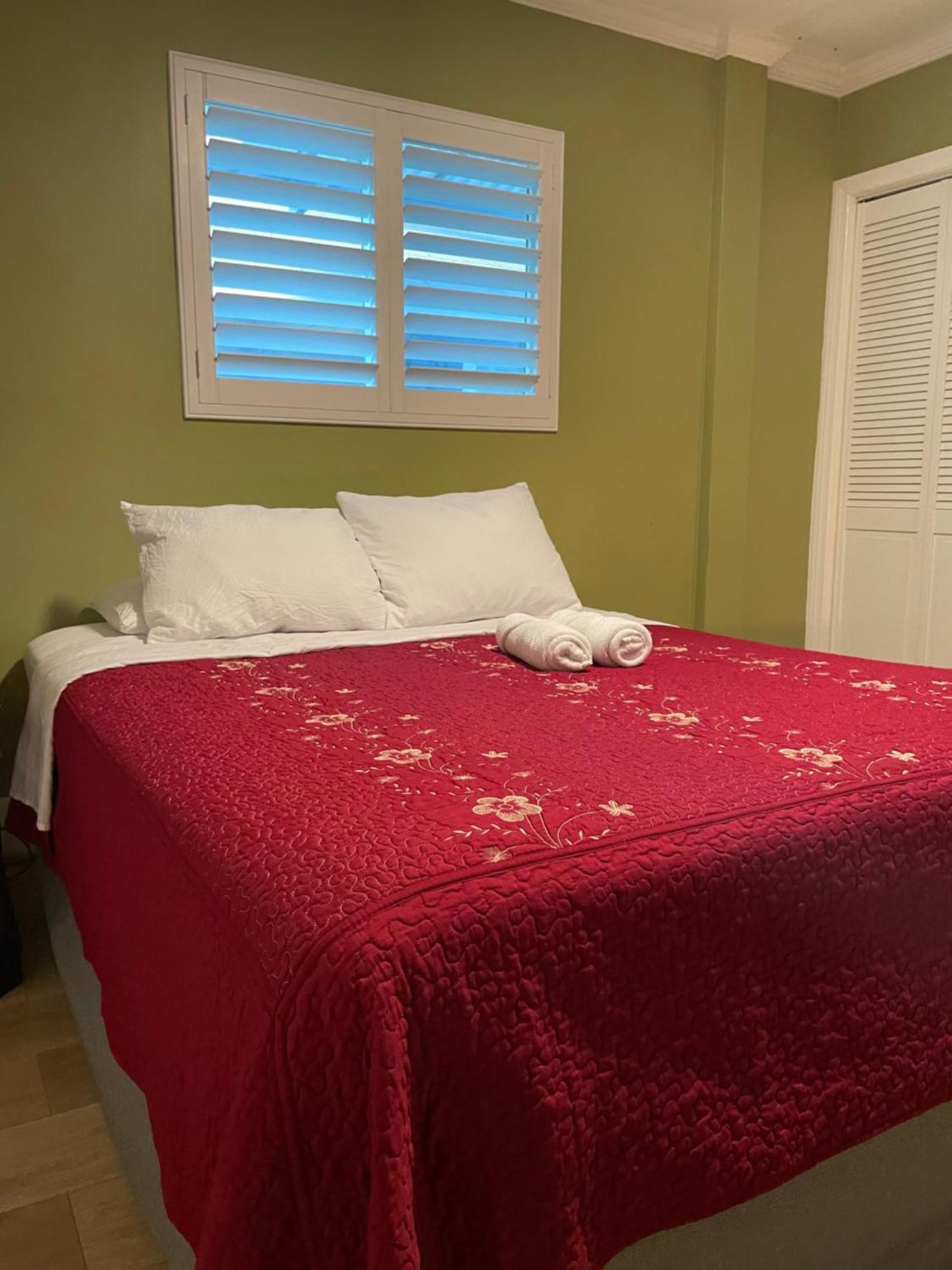 Private La Bedroom W Private Half-Bathroom - Ac - Wifi - Private Fridge -Smart Tv Los Angeles Eksteriør billede