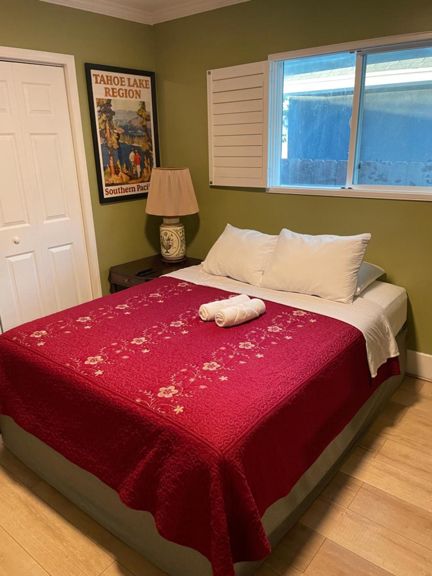 Private La Bedroom W Private Half-Bathroom - Ac - Wifi - Private Fridge -Smart Tv Los Angeles Eksteriør billede