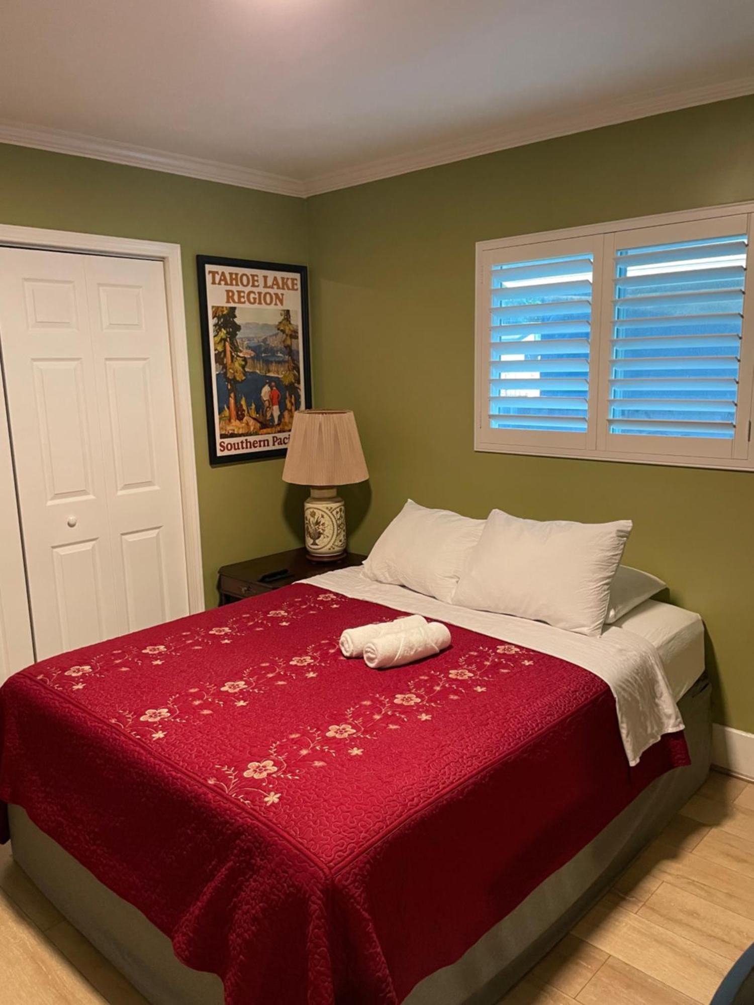 Private La Bedroom W Private Half-Bathroom - Ac - Wifi - Private Fridge -Smart Tv Los Angeles Eksteriør billede