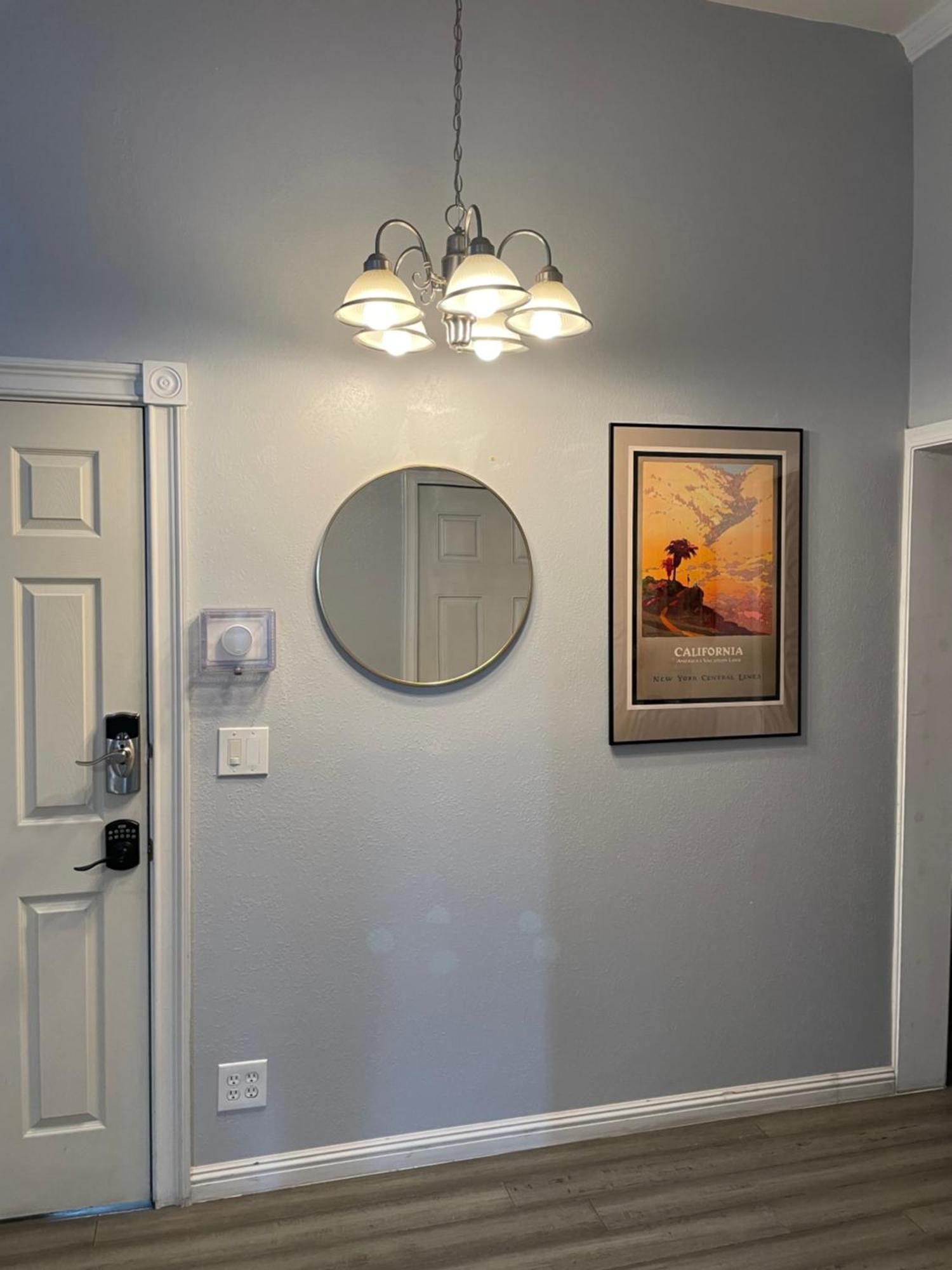 Private La Bedroom W Private Half-Bathroom - Ac - Wifi - Private Fridge -Smart Tv Los Angeles Eksteriør billede