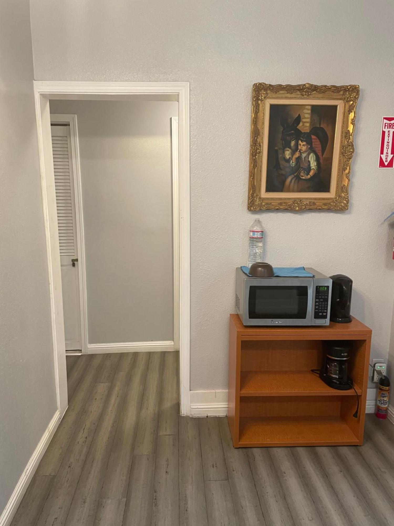 Private La Bedroom W Private Half-Bathroom - Ac - Wifi - Private Fridge -Smart Tv Los Angeles Eksteriør billede